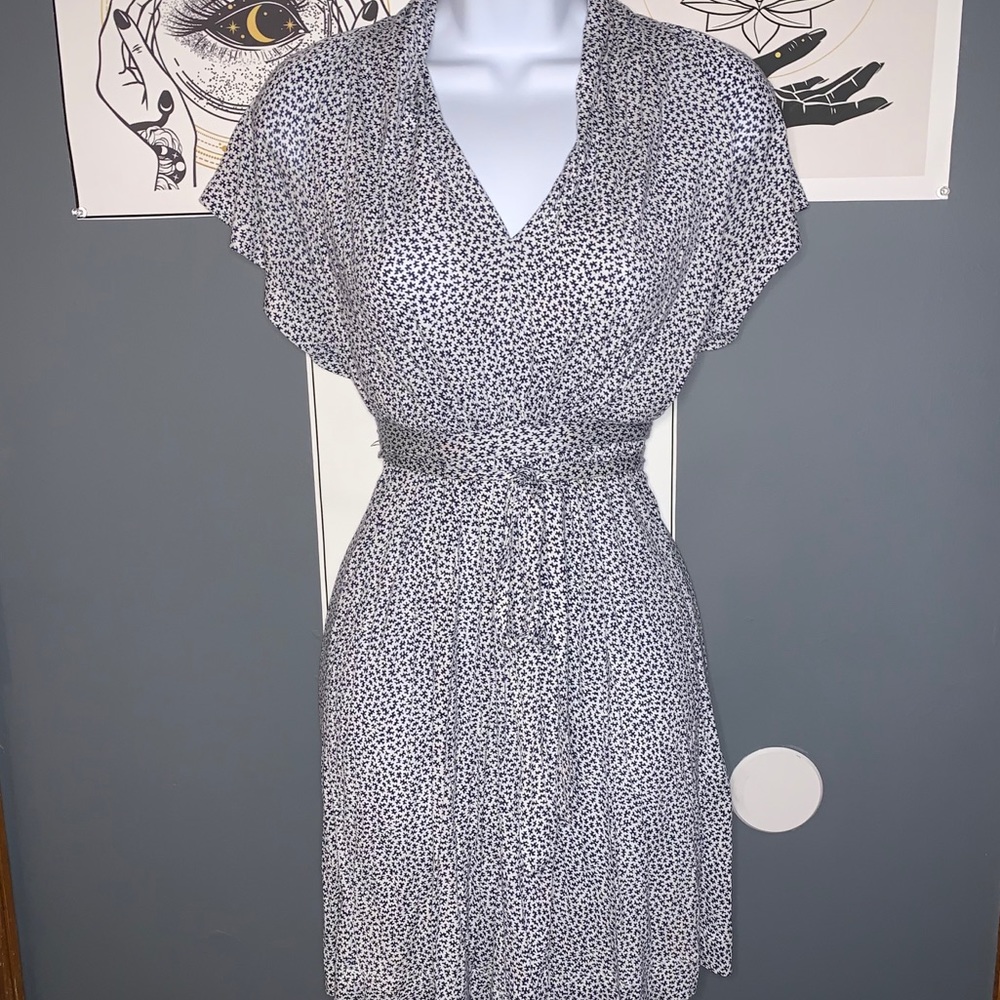 ✨FREE ADD-ON✨ Floral Dress